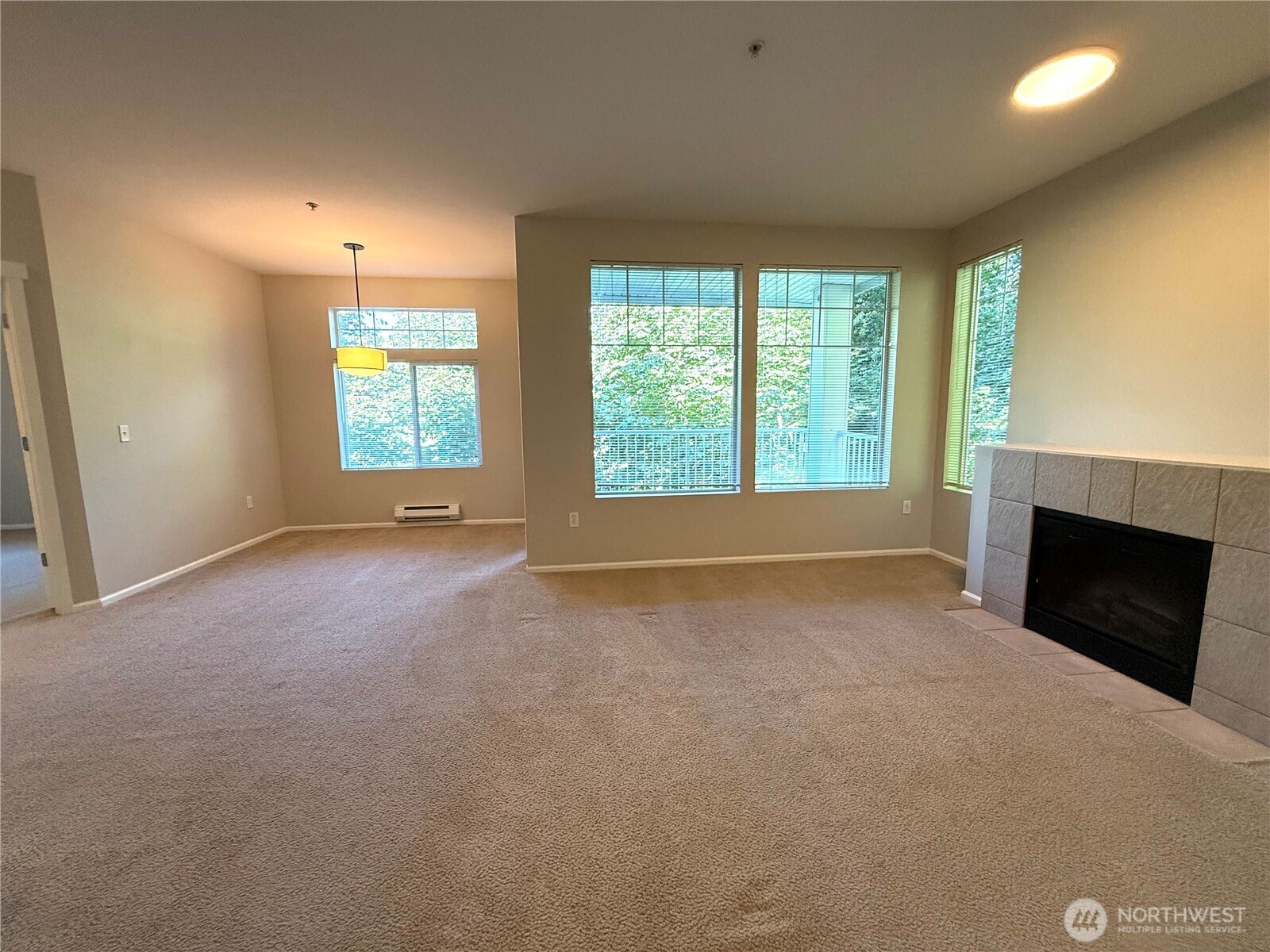 4030 S 213 Court G Property Photo 3