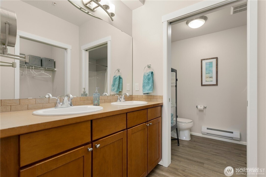 4030 S 213 Court G Property Photo 14