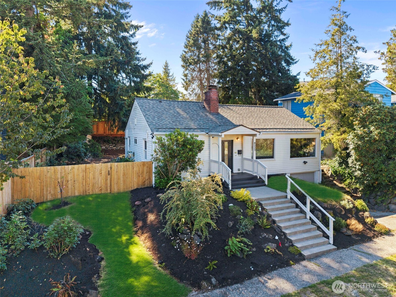 8225 22nd Place Property Photo 1