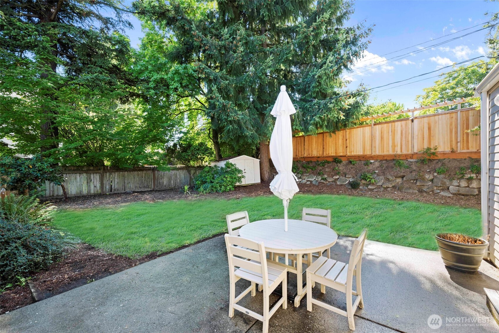 8225 22nd Place Property Photo 22