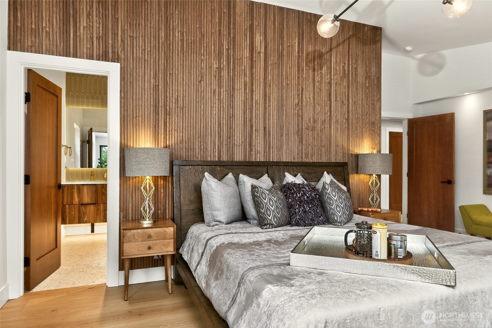 22016 Vine Road Property Photo 12