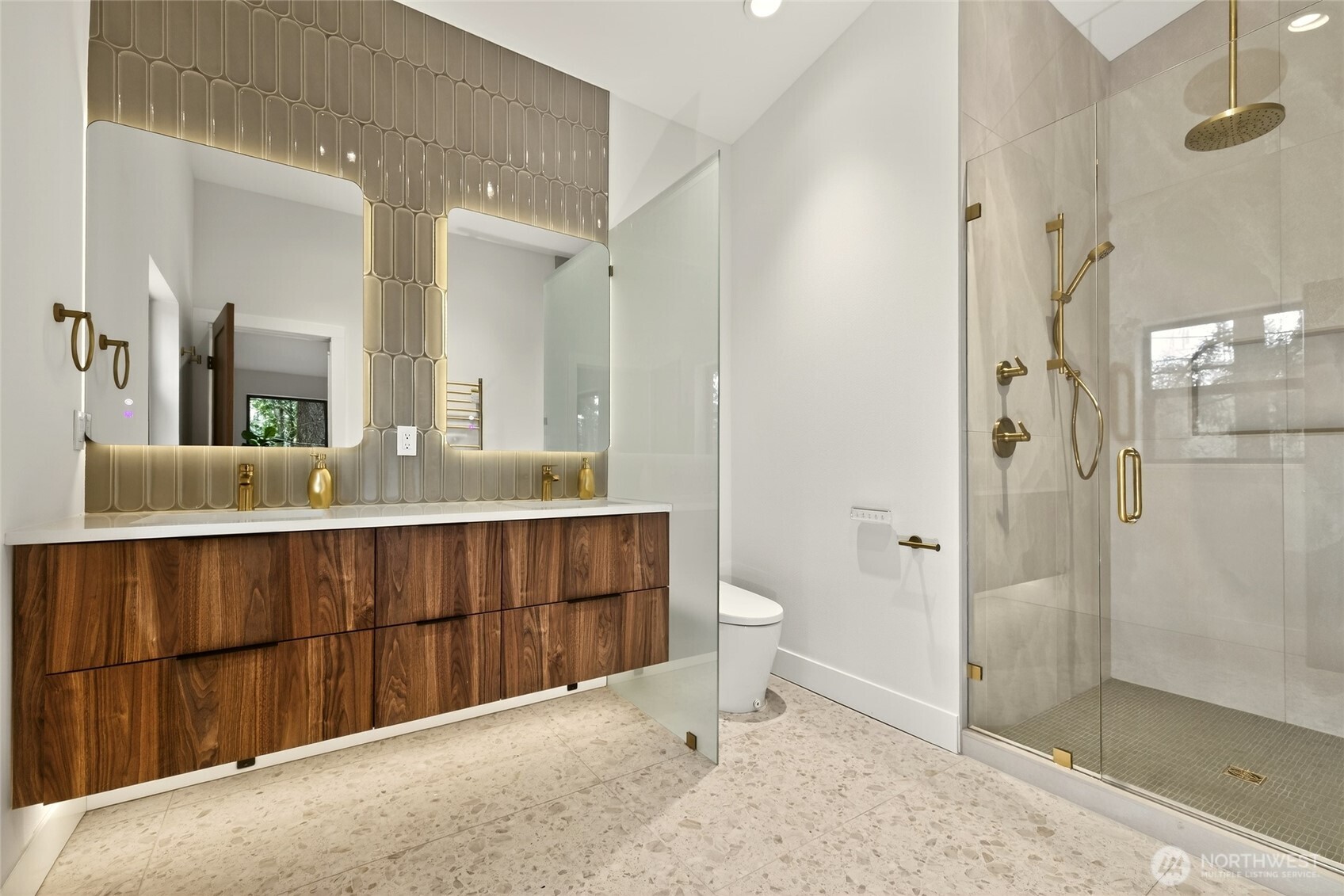 22016 Vine Road Property Photo 14