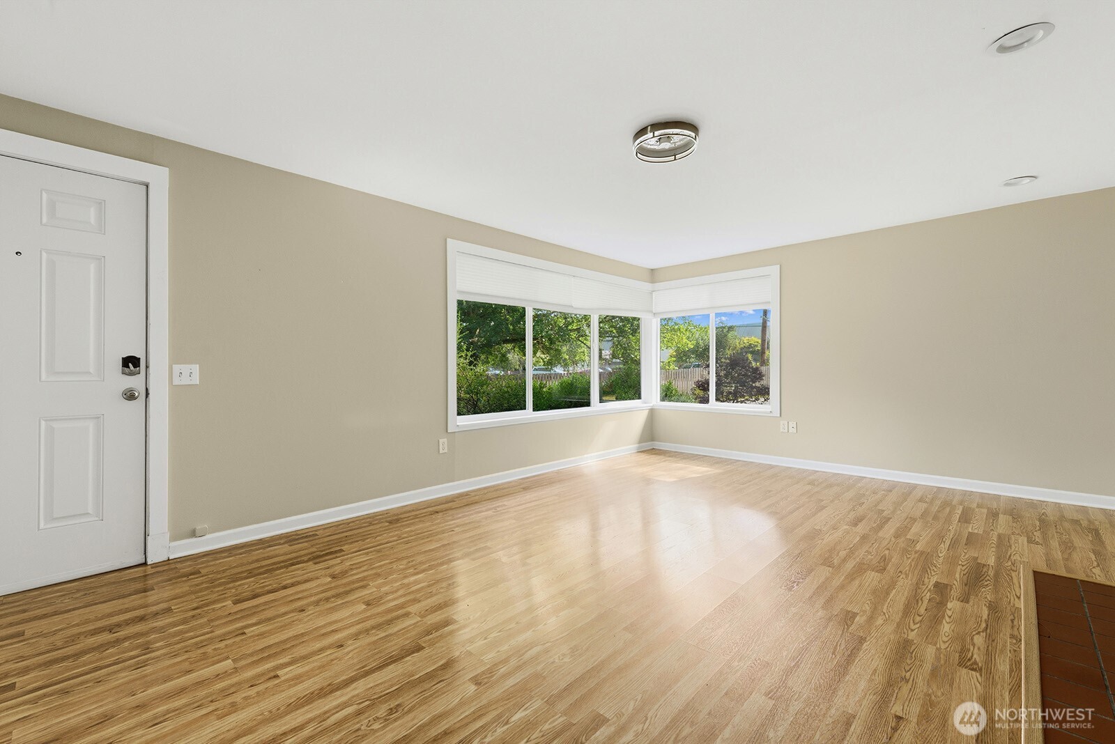 17416 97th Avenue Property Photo 8