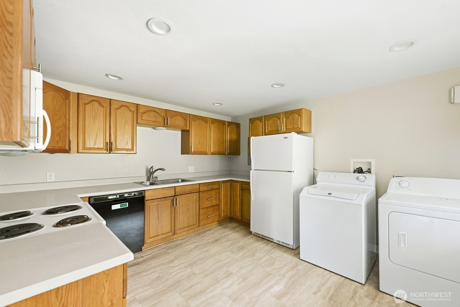 17416 97th Avenue Property Photo 11