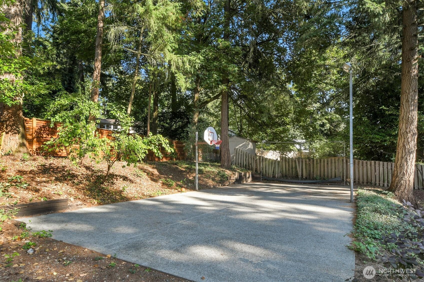 20842 2nd Place Property Photo 20