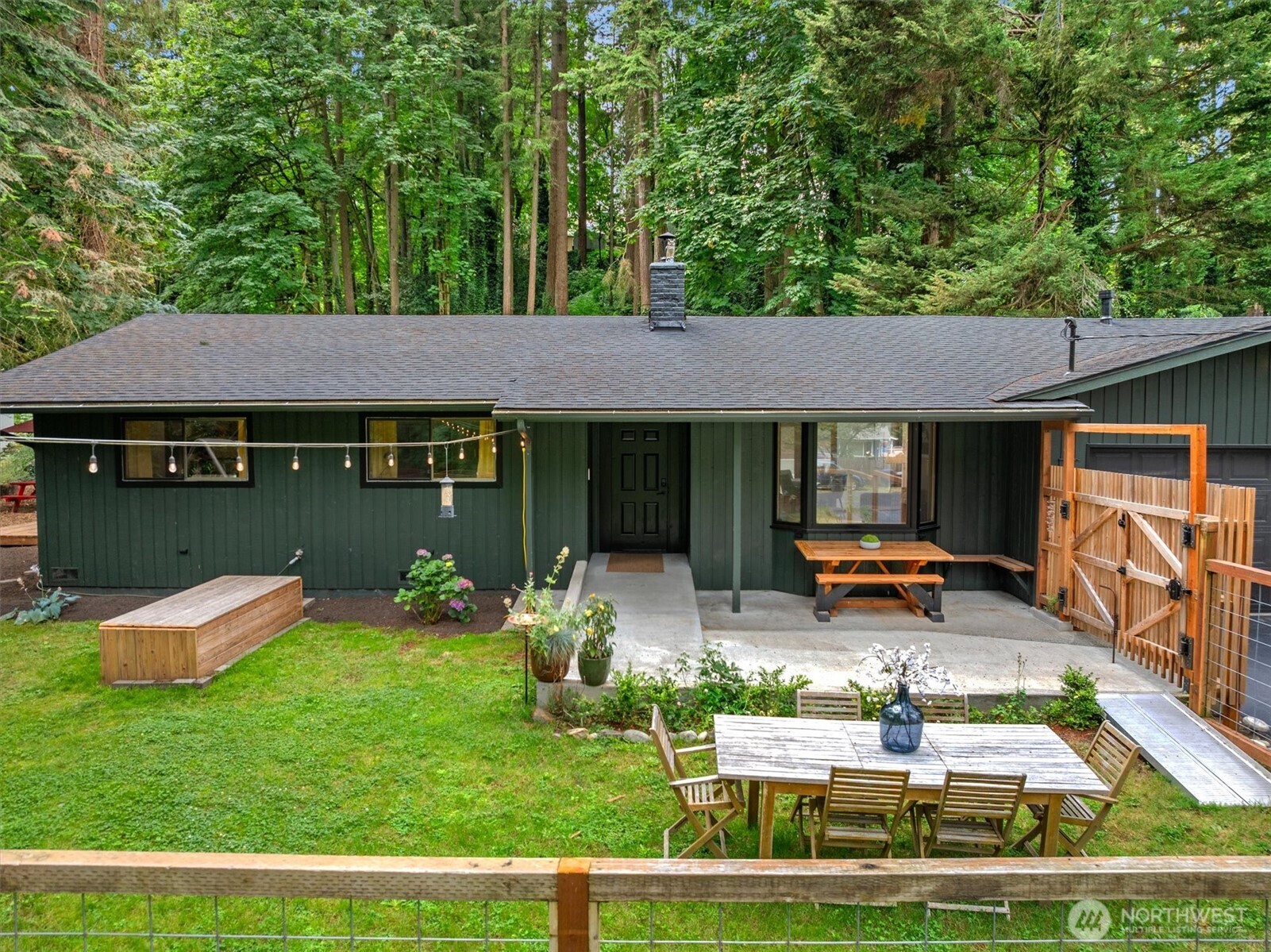 22914 2nd Avenue Property Photo 2