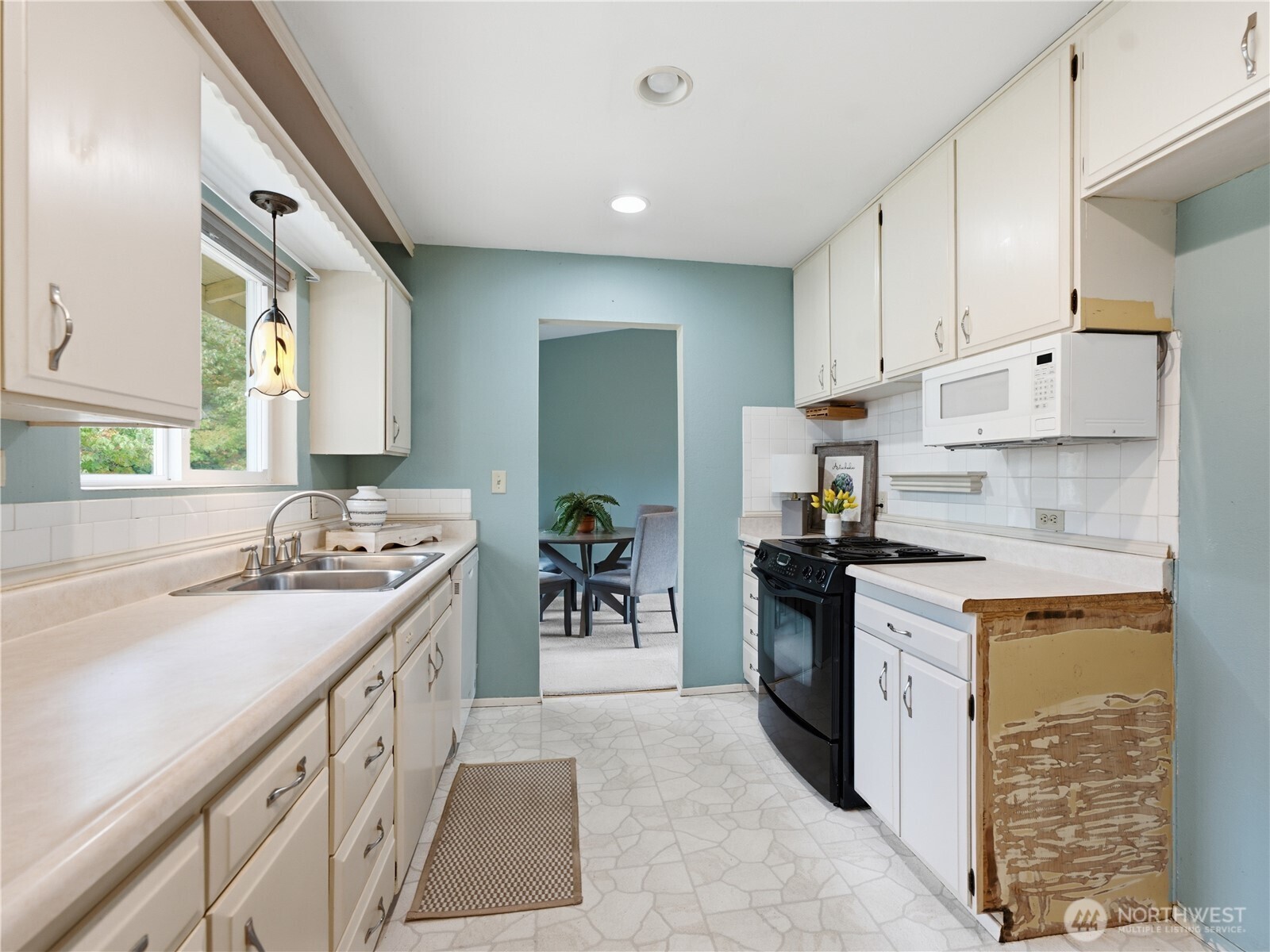 2446 N Ashland Avenue Property Photo 15