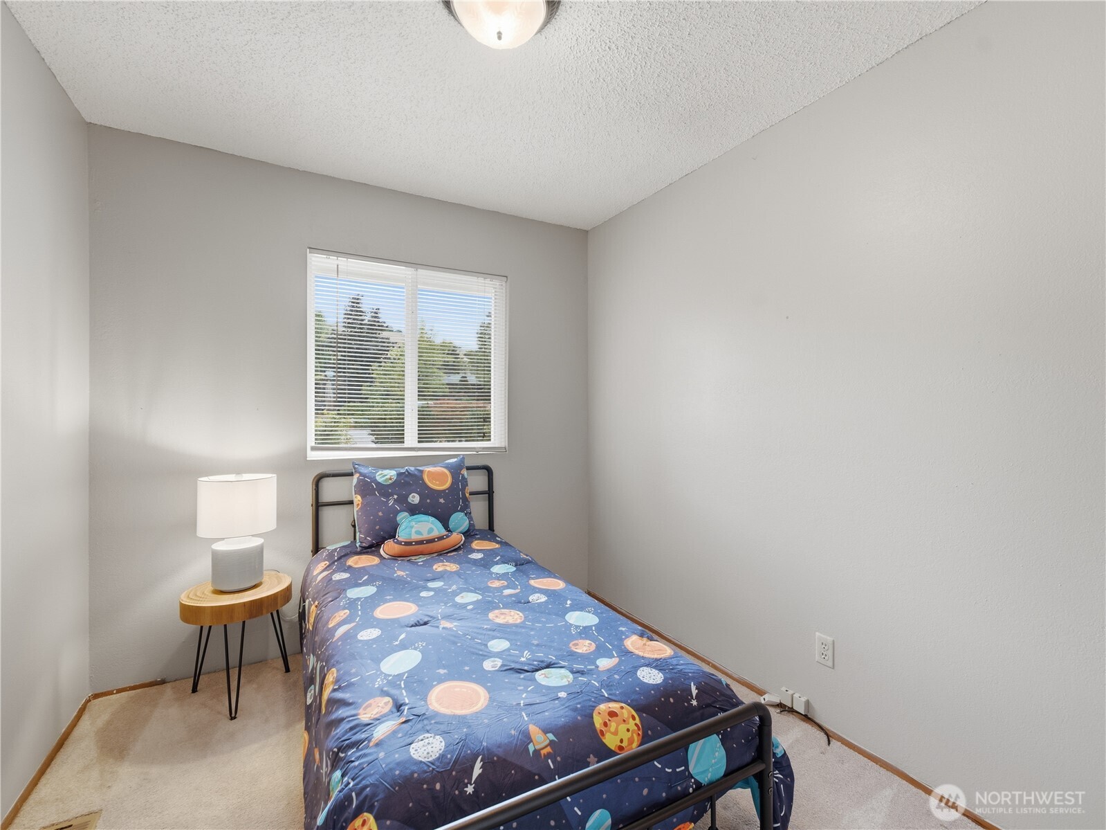 2446 N Ashland Avenue Property Photo 18
