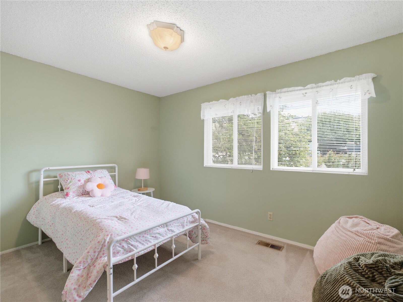2446 N Ashland Avenue Property Photo 20