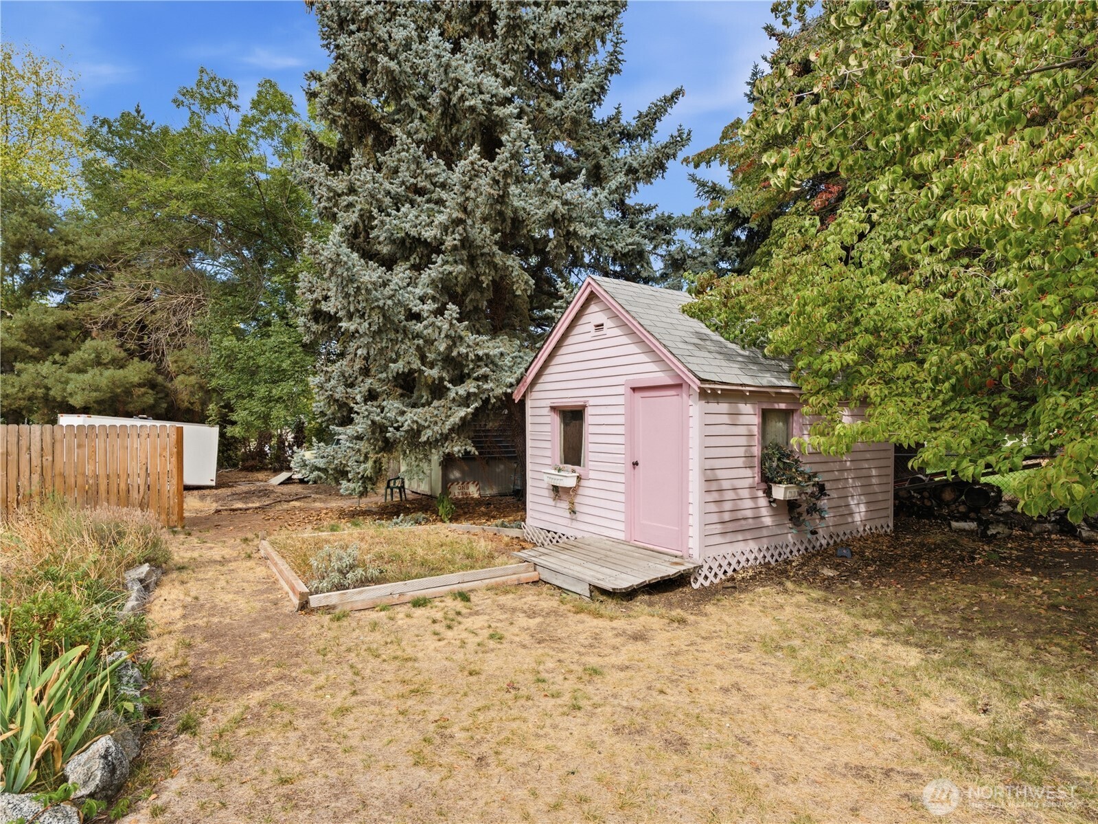 2446 N Ashland Avenue Property Photo 29