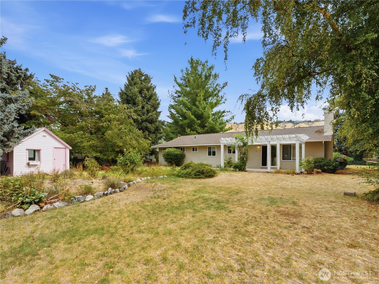 2446 N Ashland Avenue Property Photo 32
