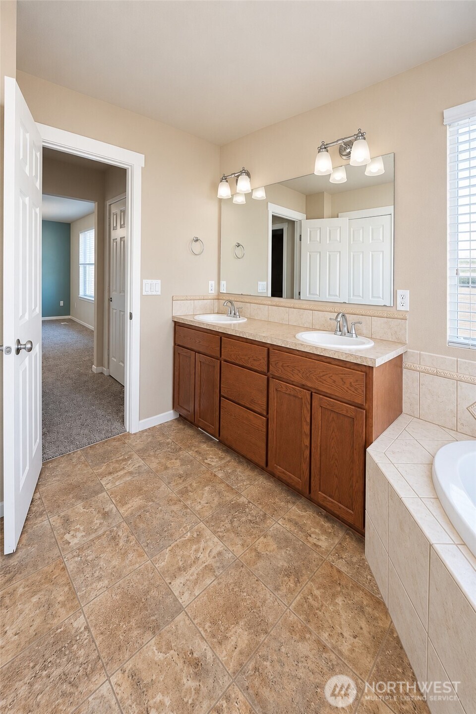 7035 Prism Street Property Photo 20