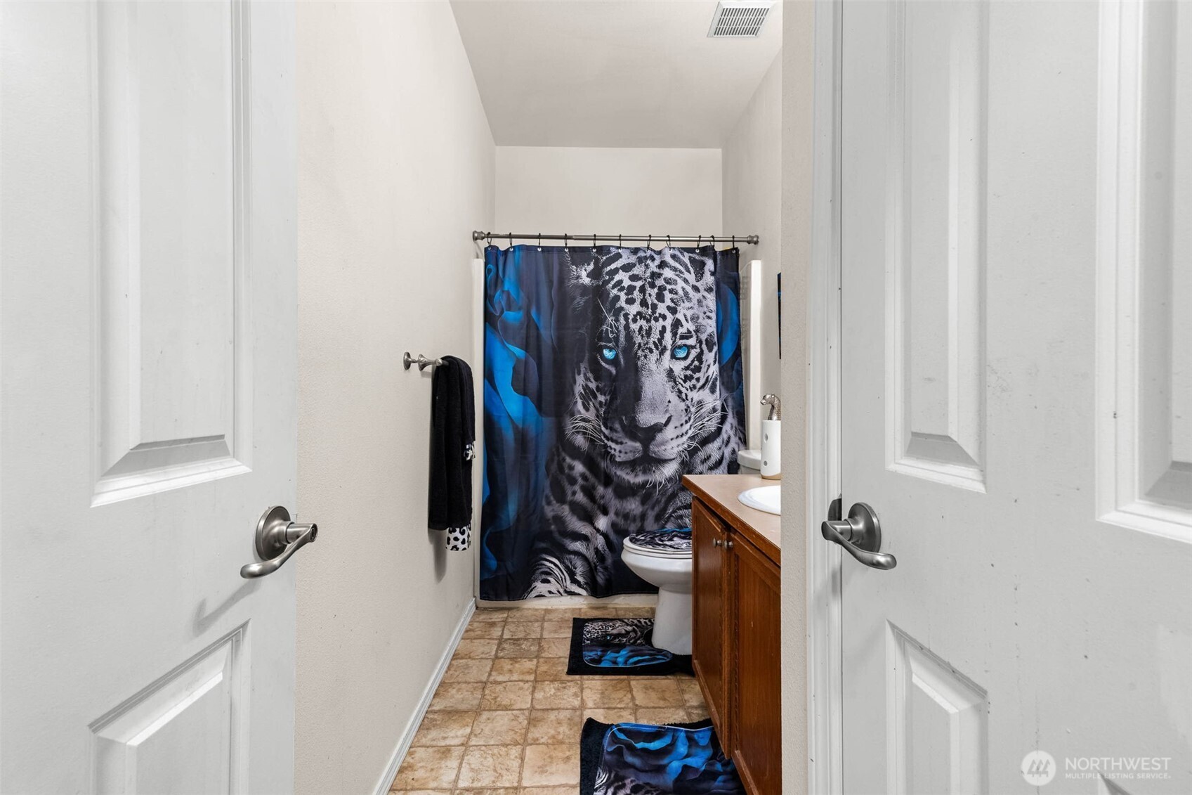 8533 Capstan Drive Property Photo 16