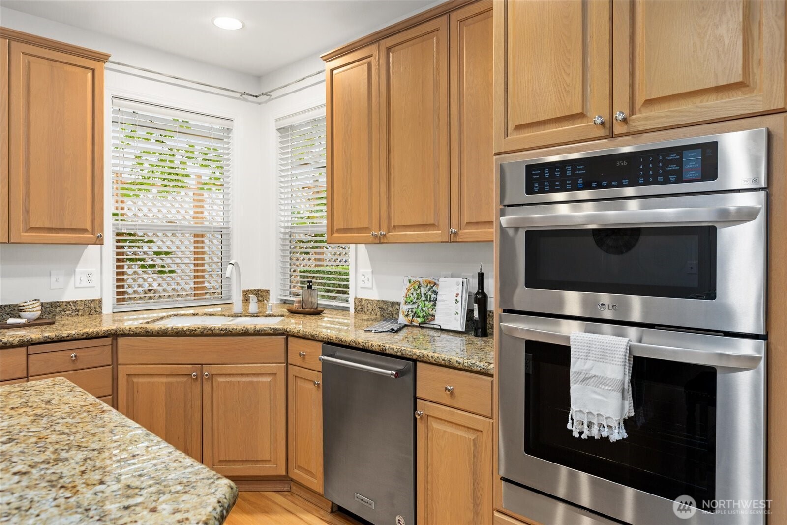 3100 145th Place Property Photo 10