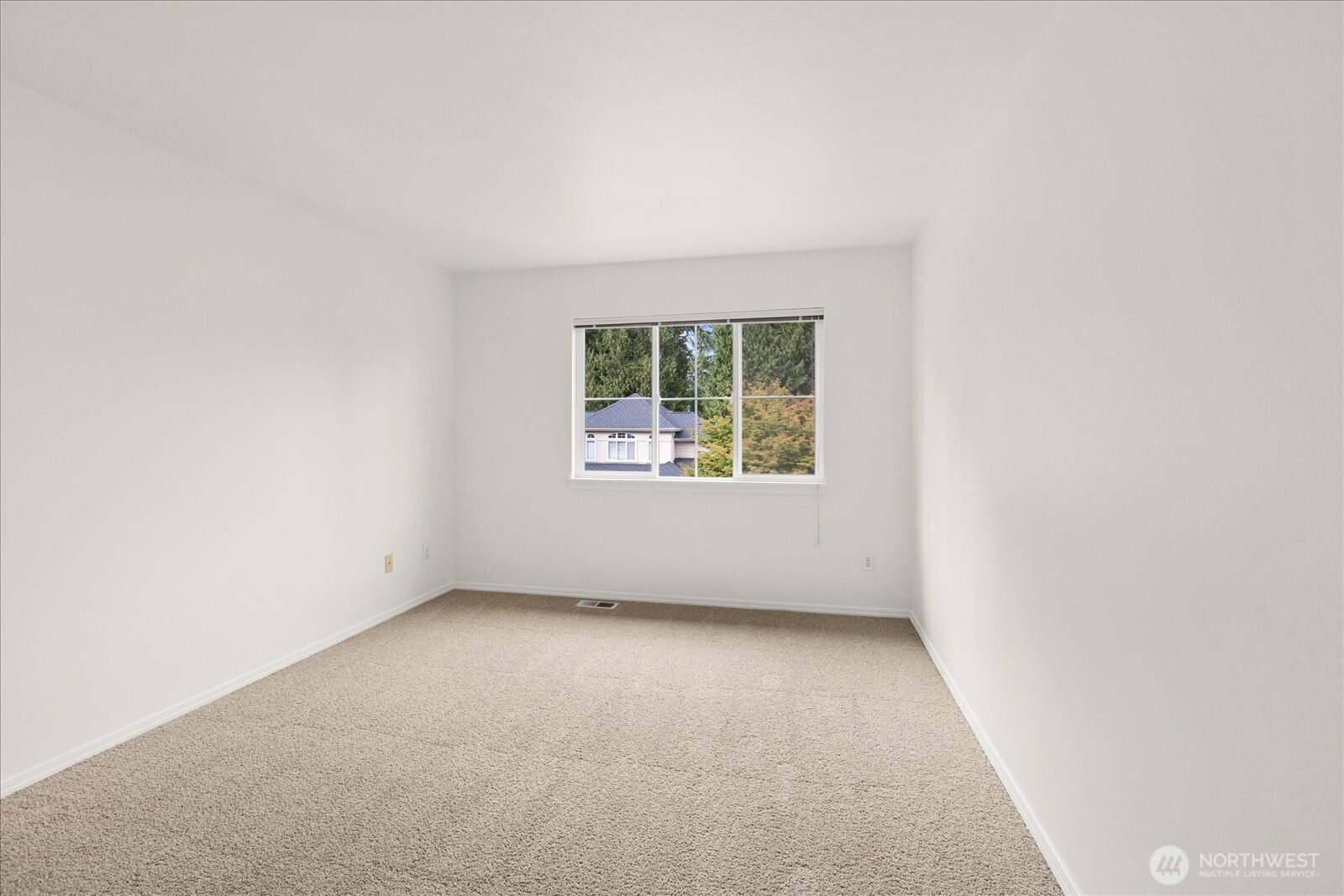 3100 145th Place Property Photo 27