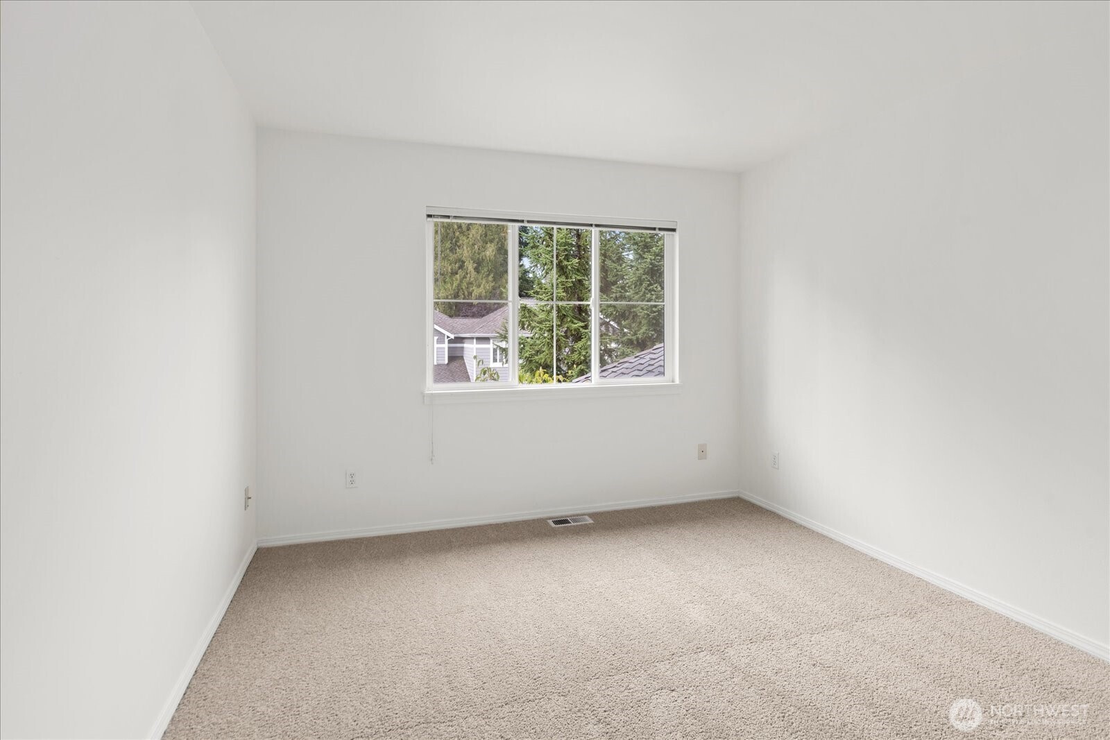 3100 145th Place Property Photo 28