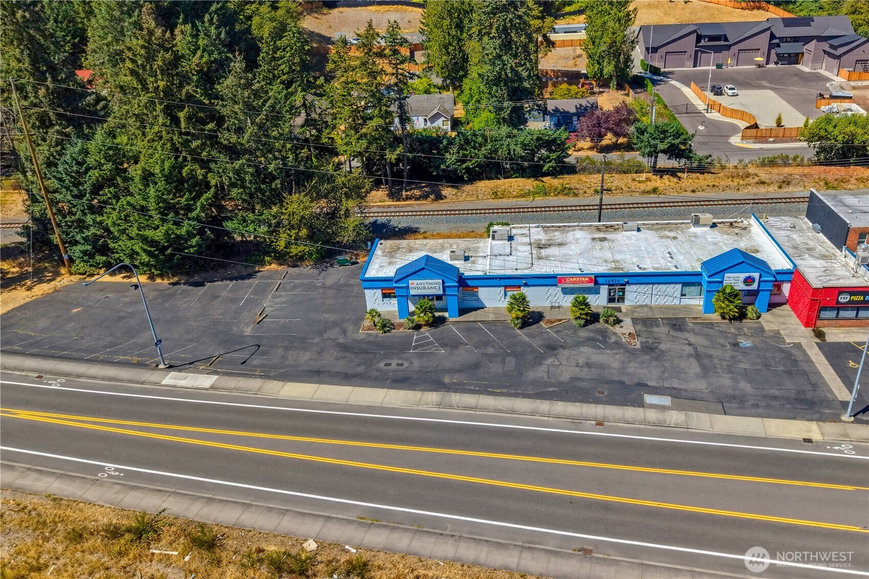12930 Pacific Highway Property Photo 2
