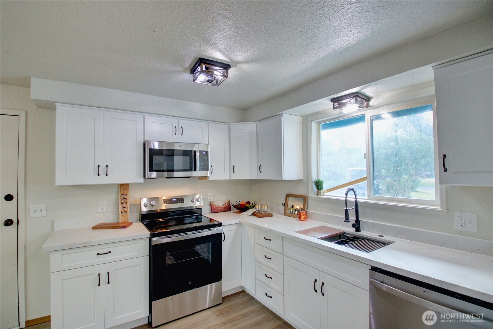 6968 Steelhead Lane Property Photo 16