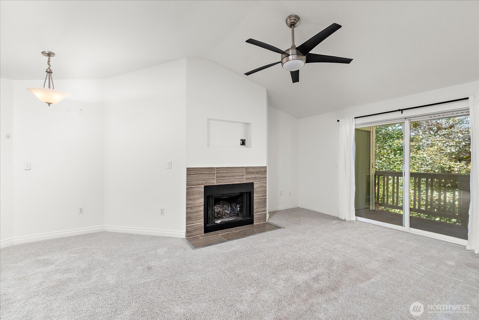 7711 Ne 175th Street 308 Property Photo 16