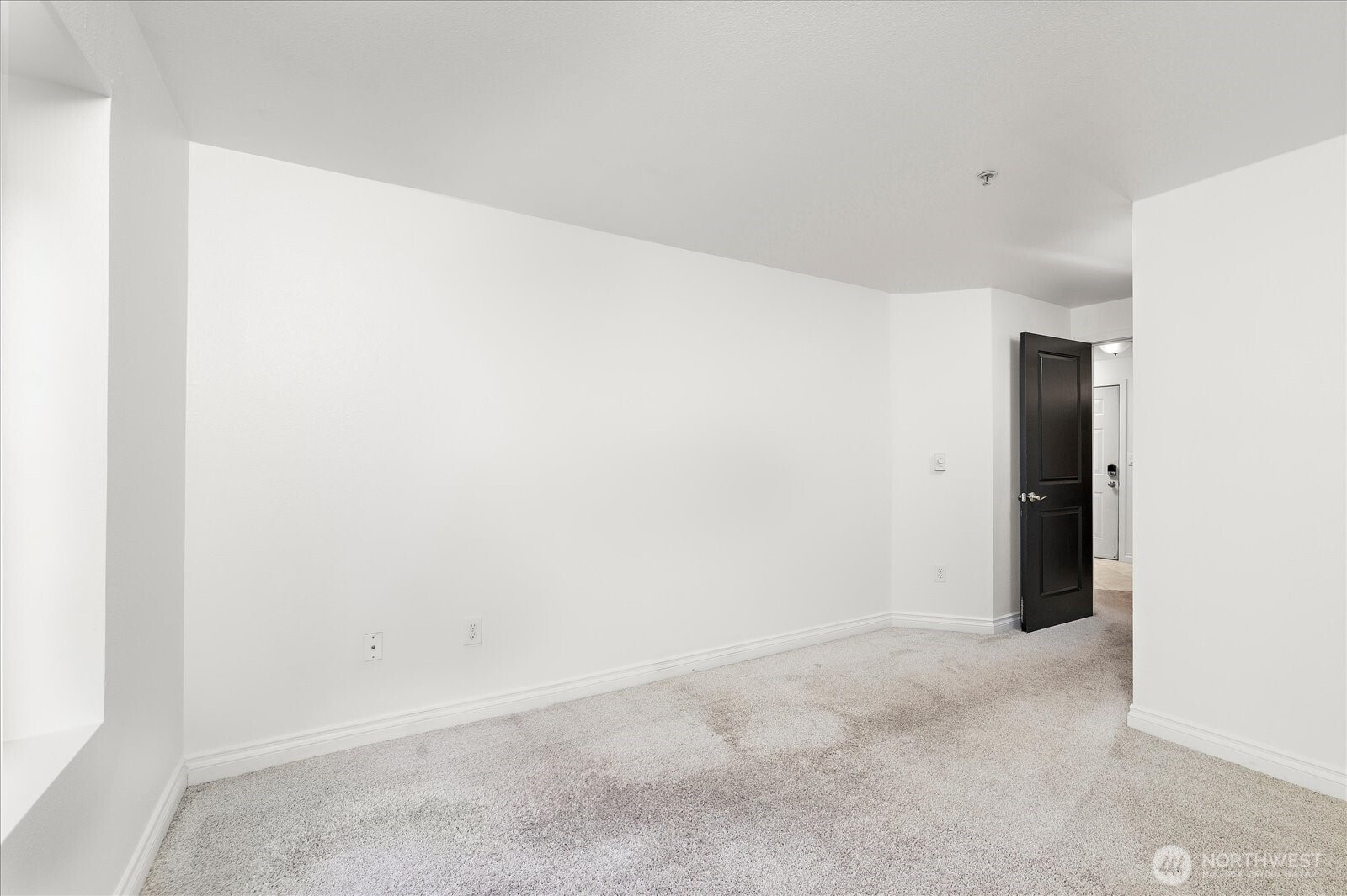 7711 Ne 175th Street 308 Property Photo 25