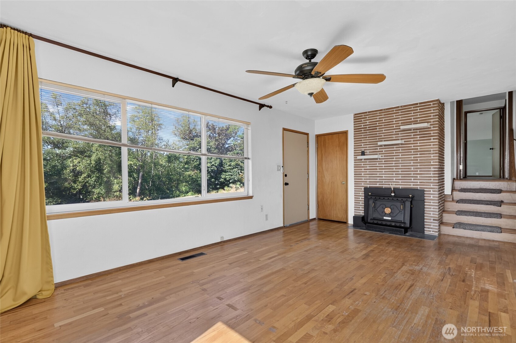 2914 44th Avenue Property Photo 12
