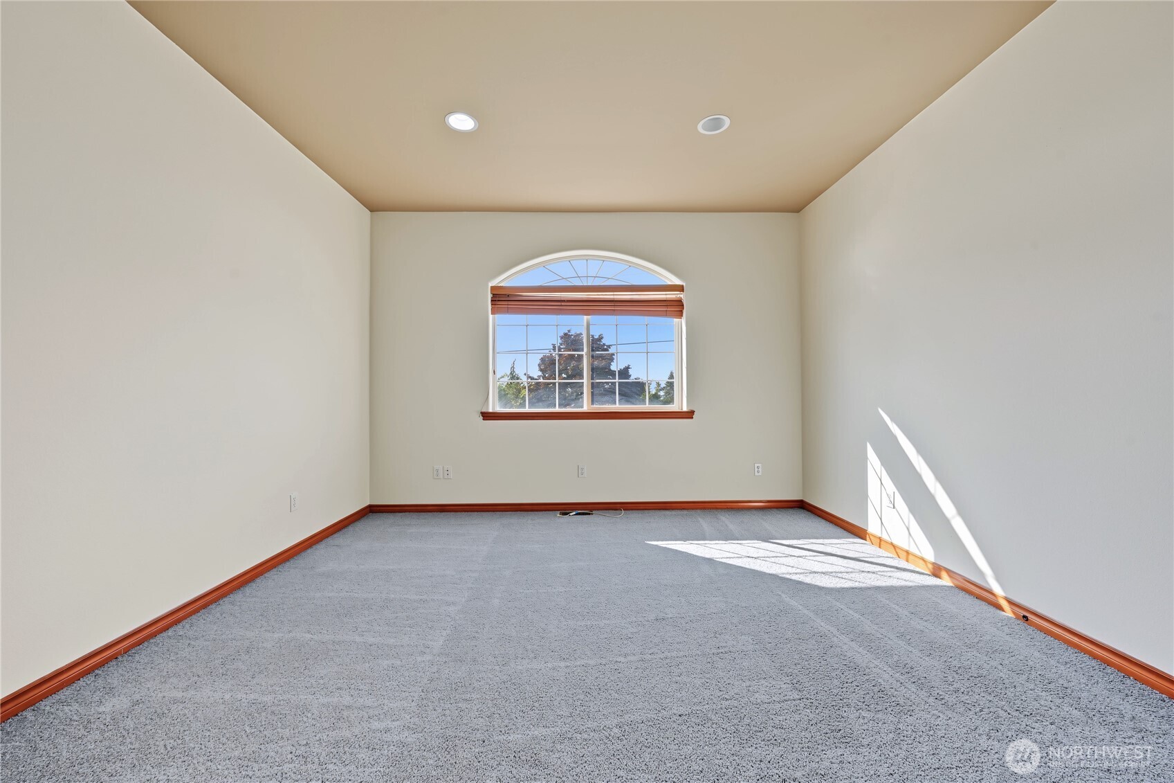 5805 Englewood Ave Property Photo 19