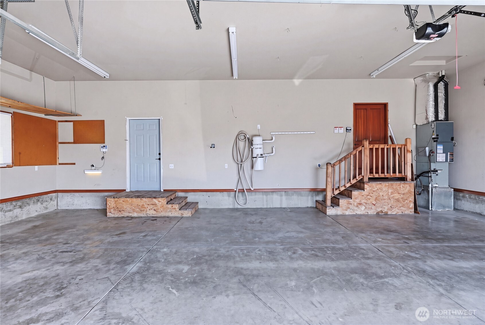 5805 Englewood Ave Property Photo 33