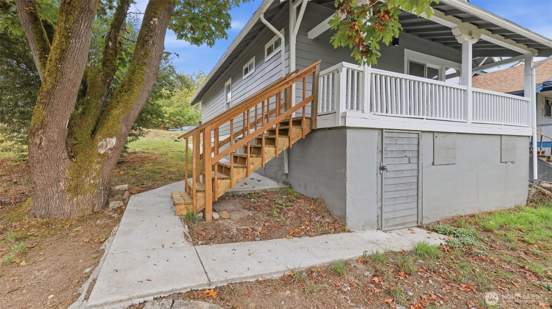 3315 E Grandview Avenue Property Photo 33