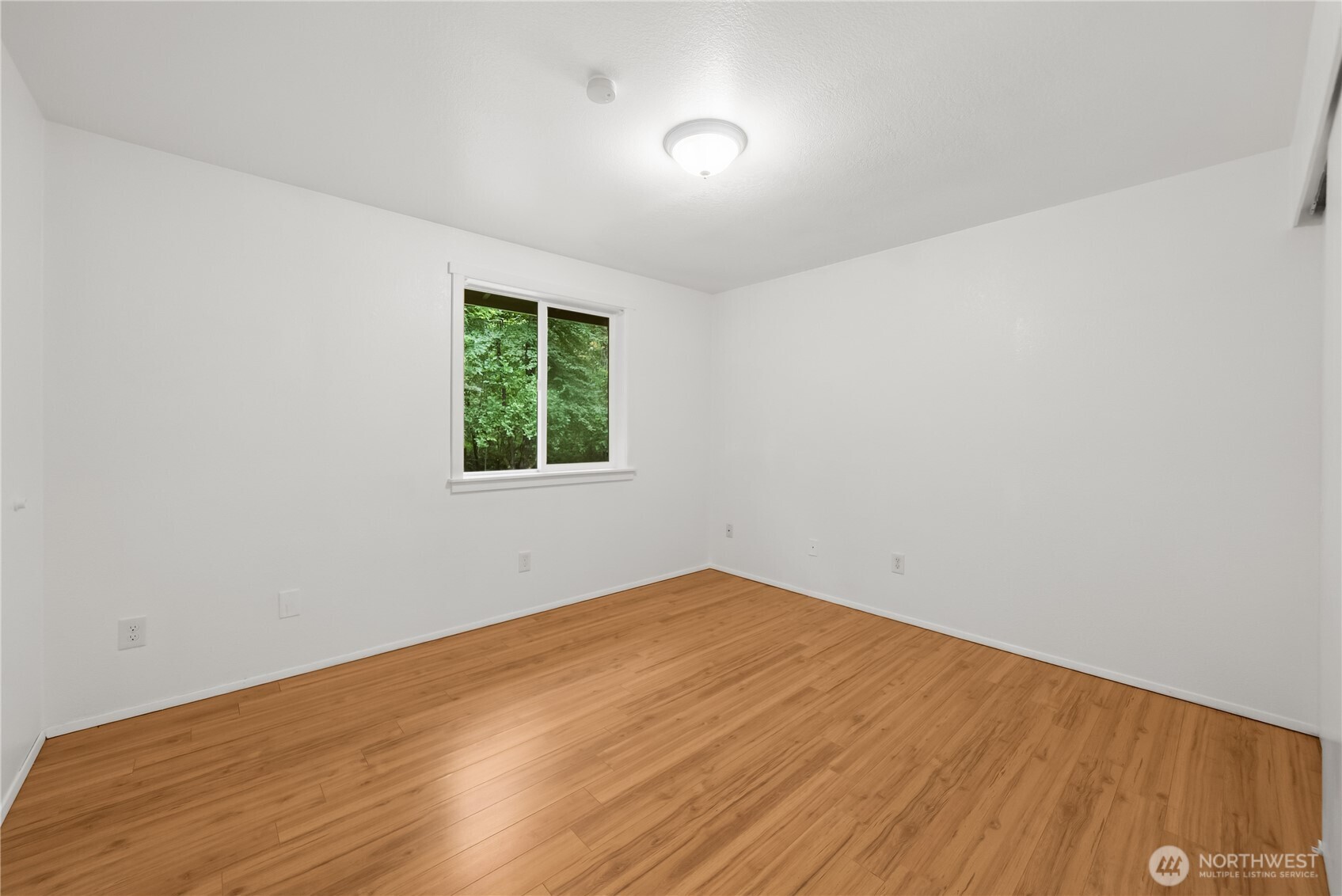 13614 96th Avenue Property Photo 16