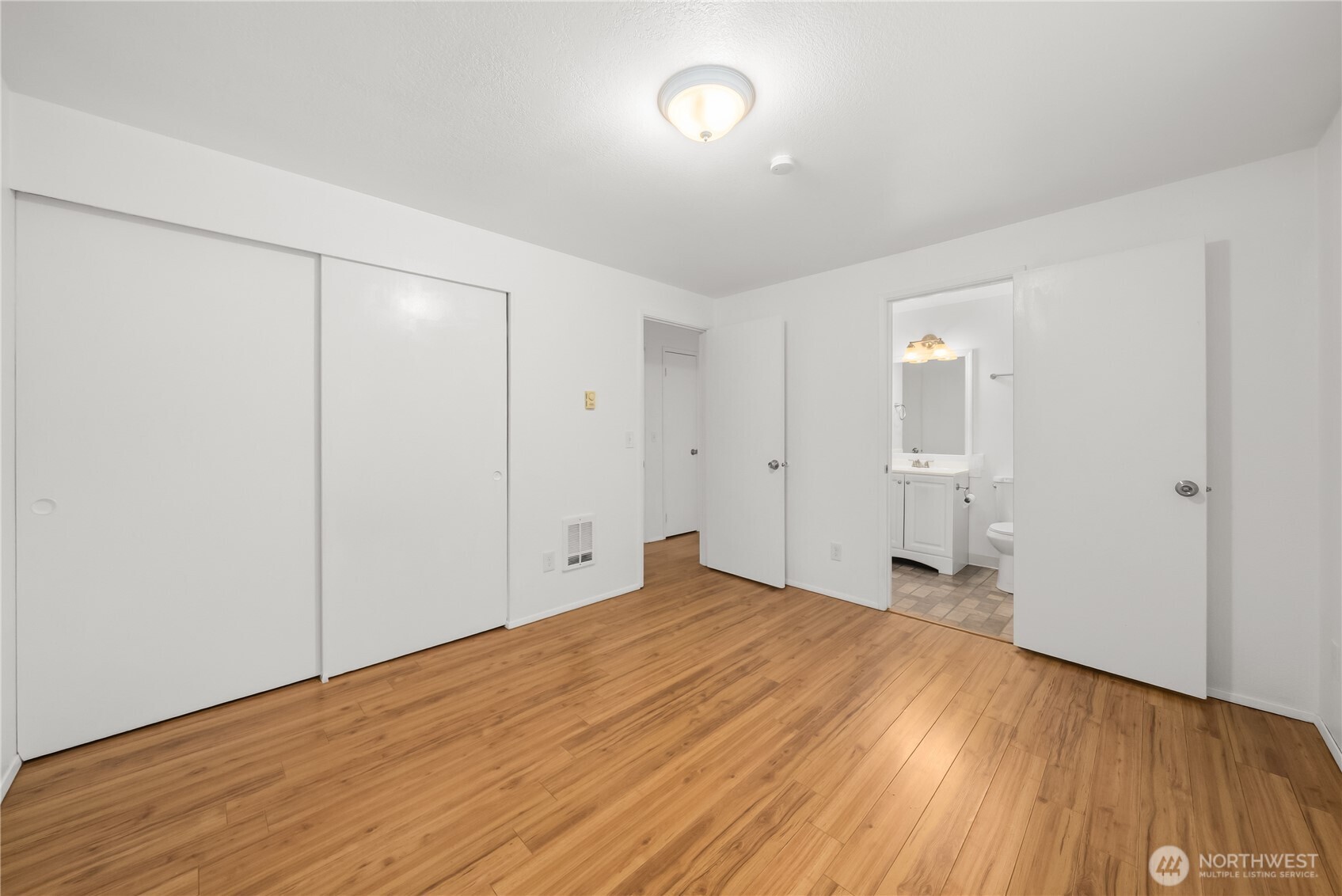 13614 96th Avenue Property Photo 18