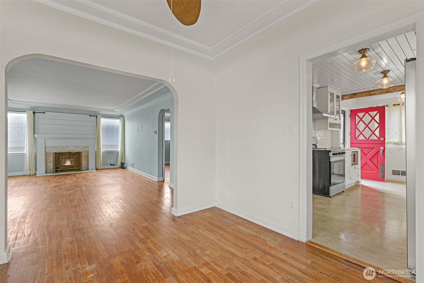 4550 6th Avenue Property Photo 5