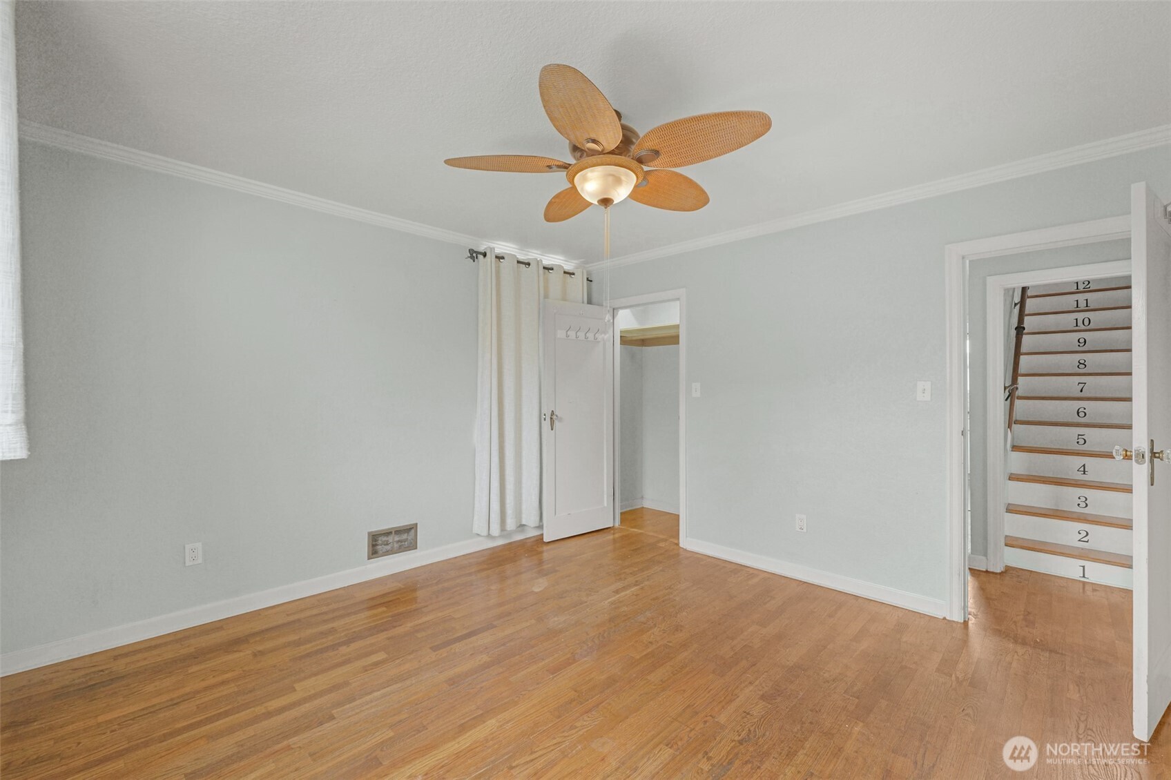4550 6th Avenue Property Photo 10