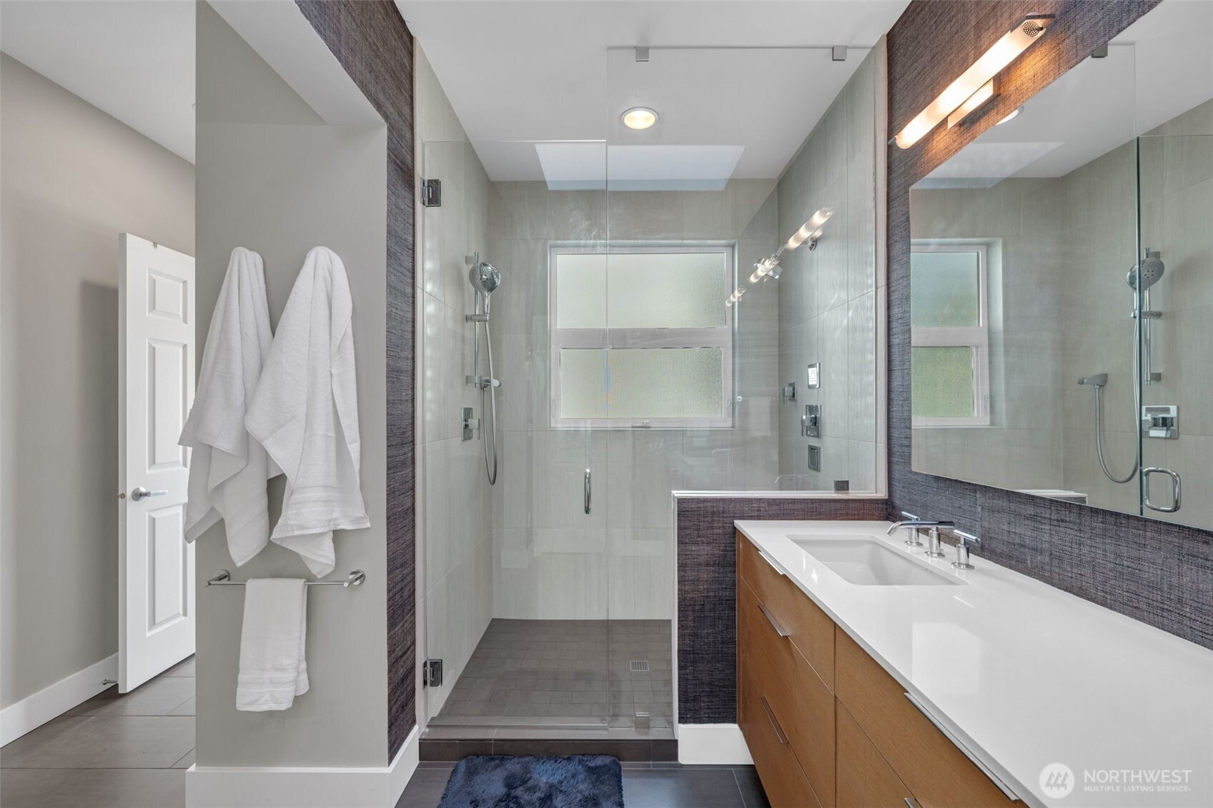10042 Main Street 117 Property Photo 21