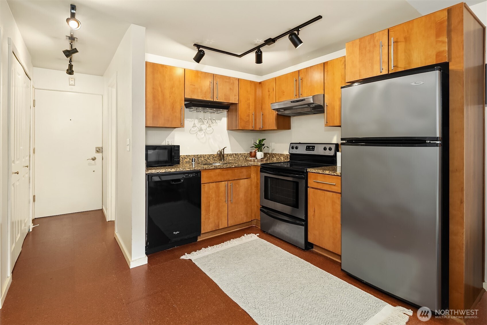 1707 Boylston Avenue 206 Property Photo 3