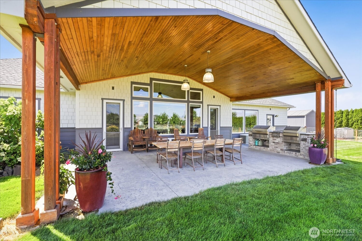 270 Summers Circle Property Photo 7