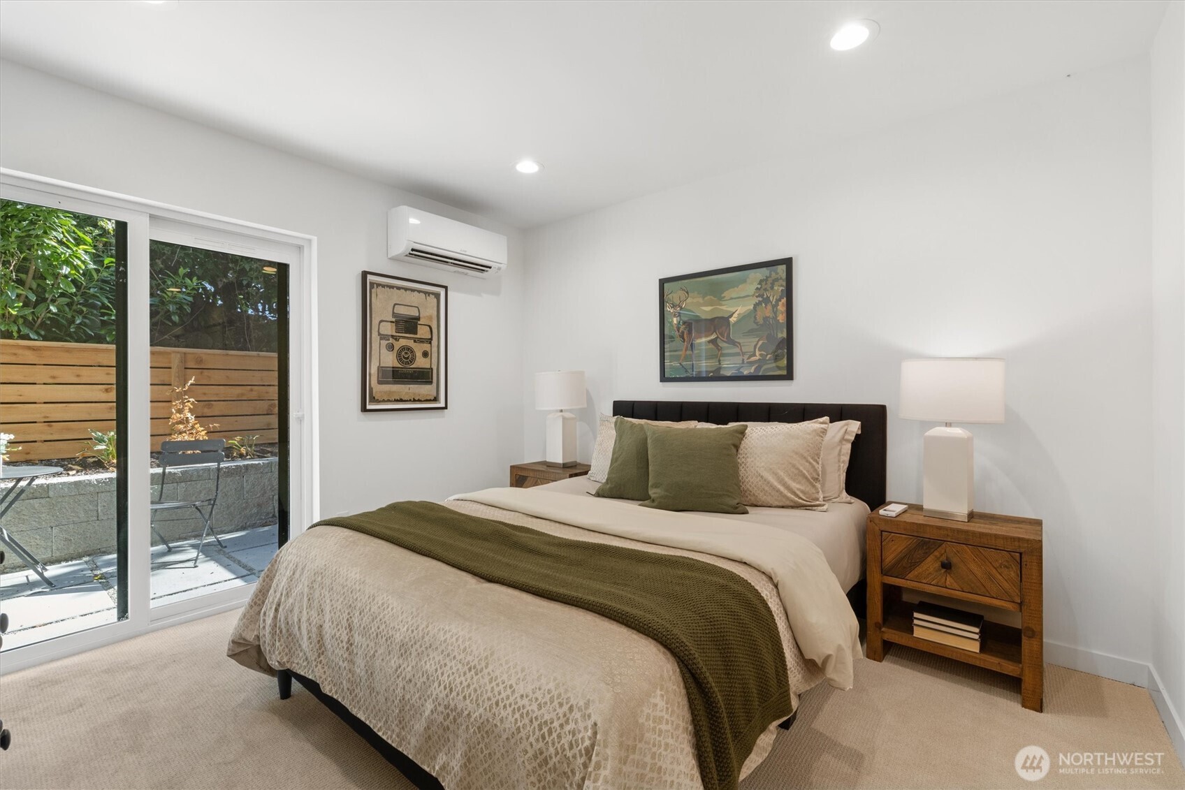 3646 B Greenwood Avenue Property Photo 14