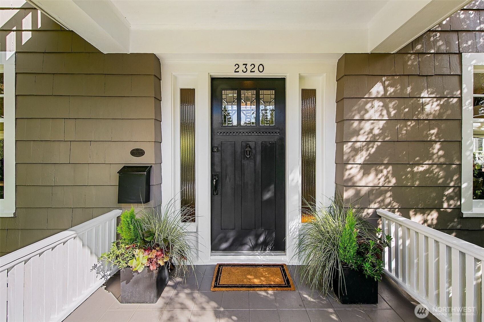 2320 Nob Hill Avenue Property Photo 2