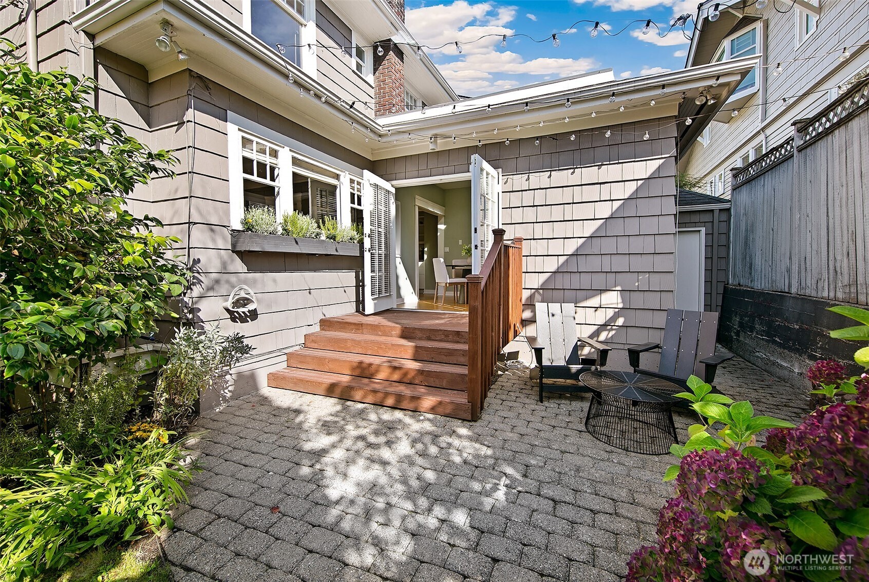 2320 Nob Hill Avenue Property Photo 14