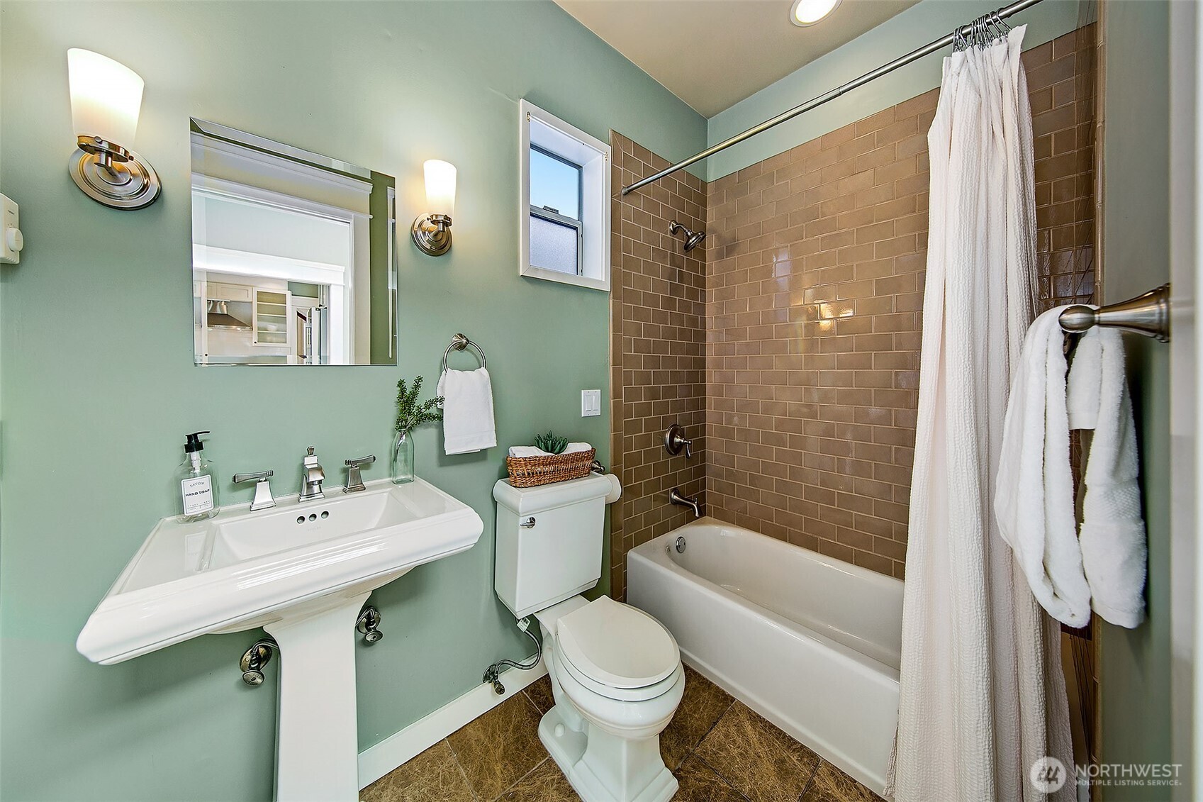 2320 Nob Hill Avenue Property Photo 15