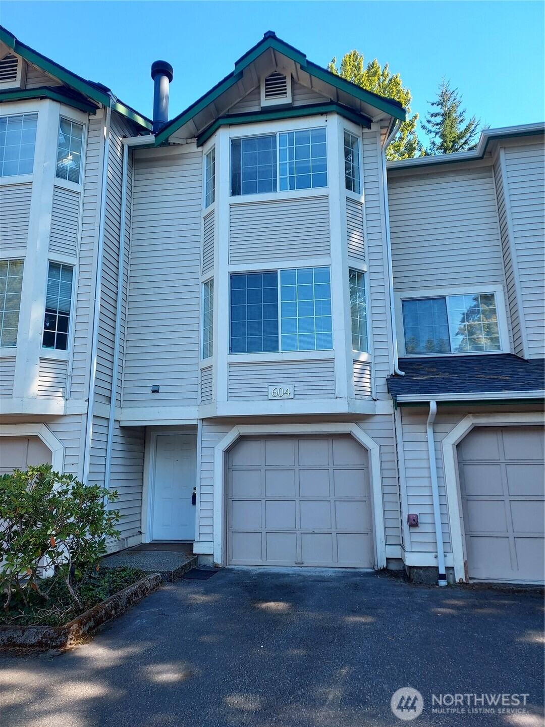604 122nd Avenue Property Photo 1