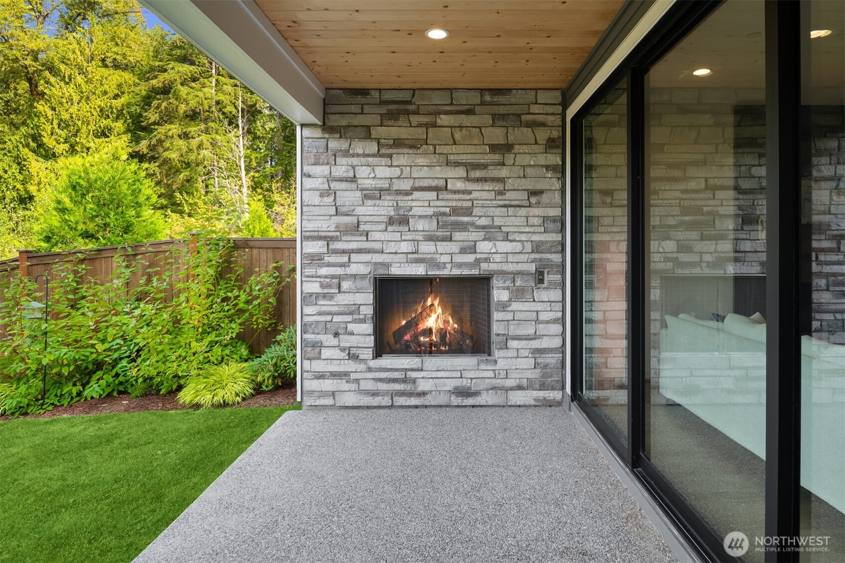 27012 Ne 141st Place Property Photo 3