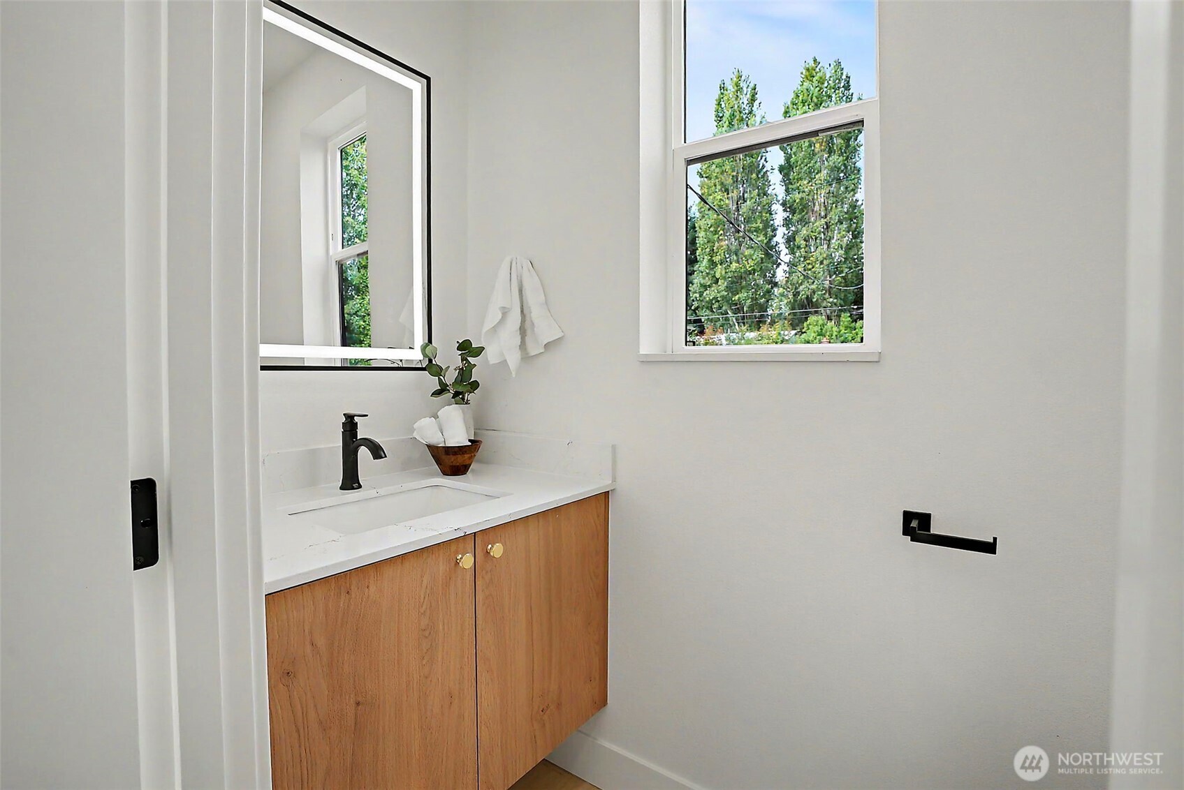 9014 4th Avenue Property Photo 14
