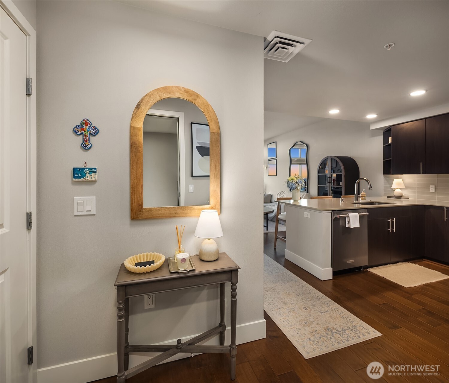 50 Pine Street 509 Property Photo 4