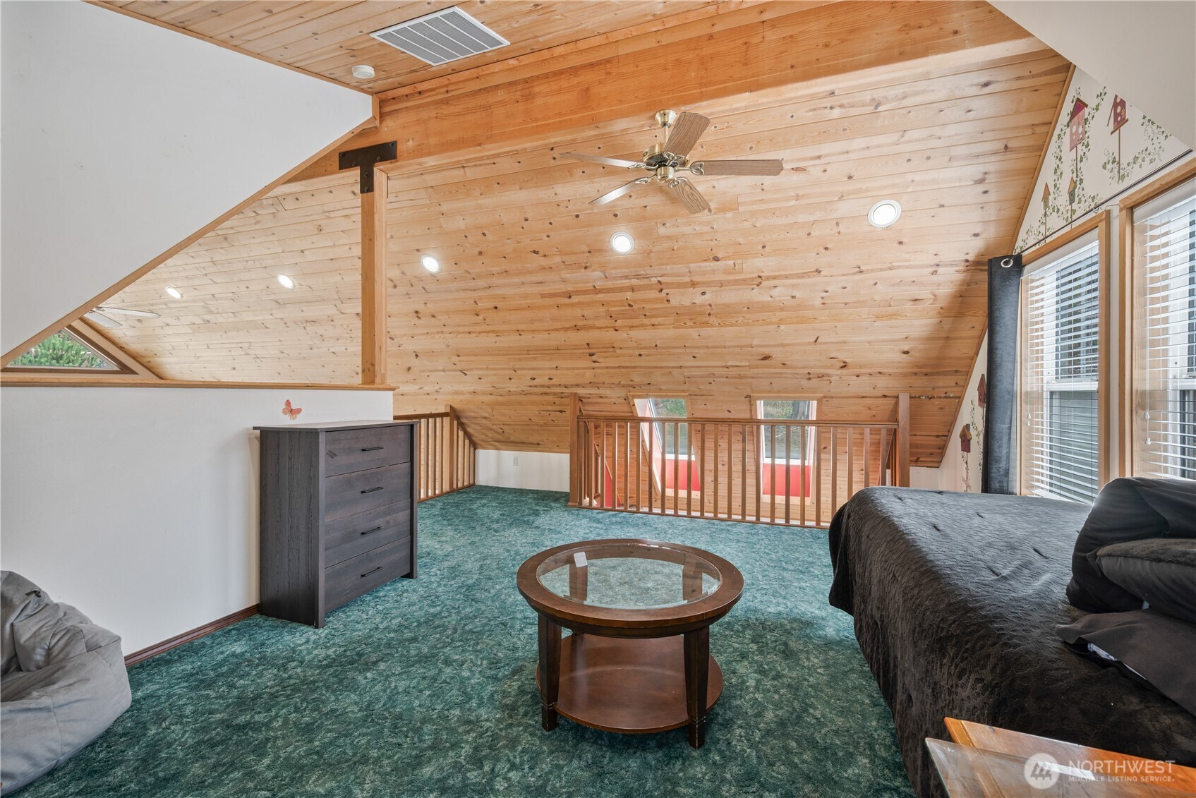 4515 Columbia Heights Road Property Photo 16