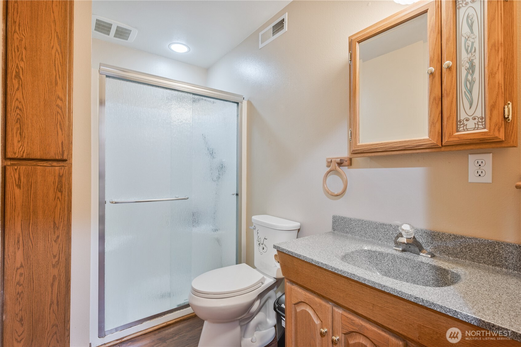 4515 Columbia Heights Road Property Photo 19