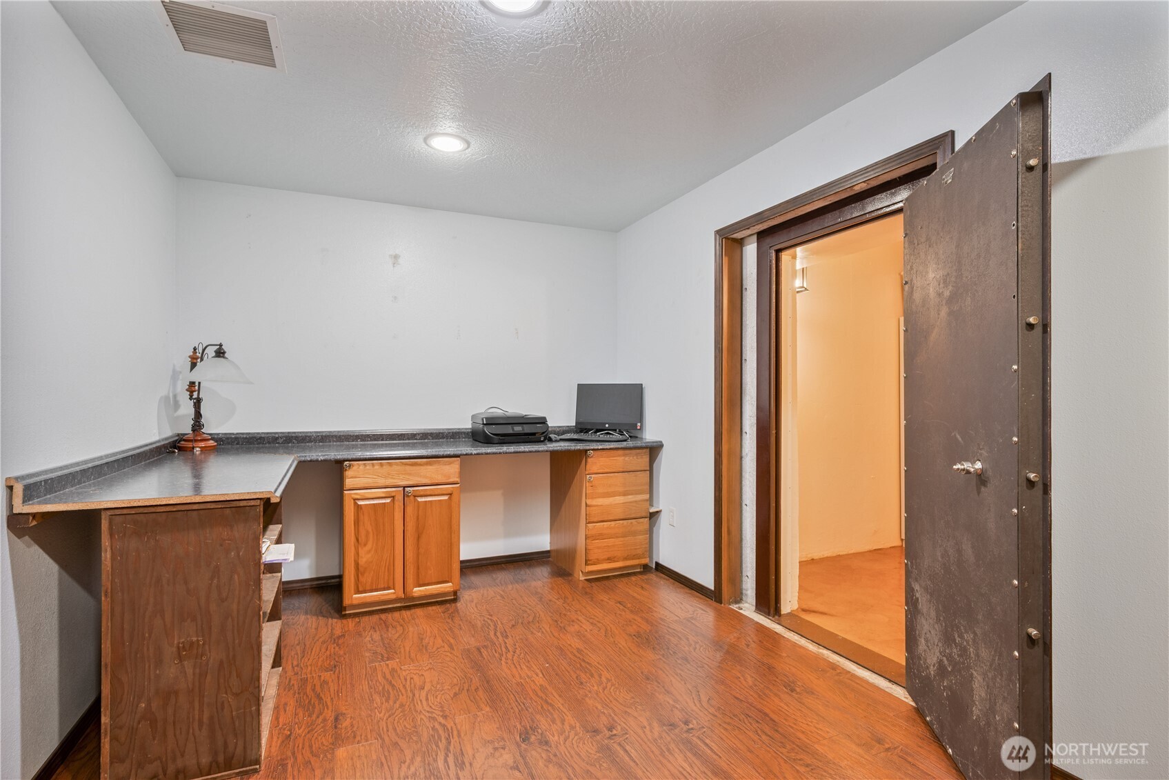 4515 Columbia Heights Road Property Photo 21