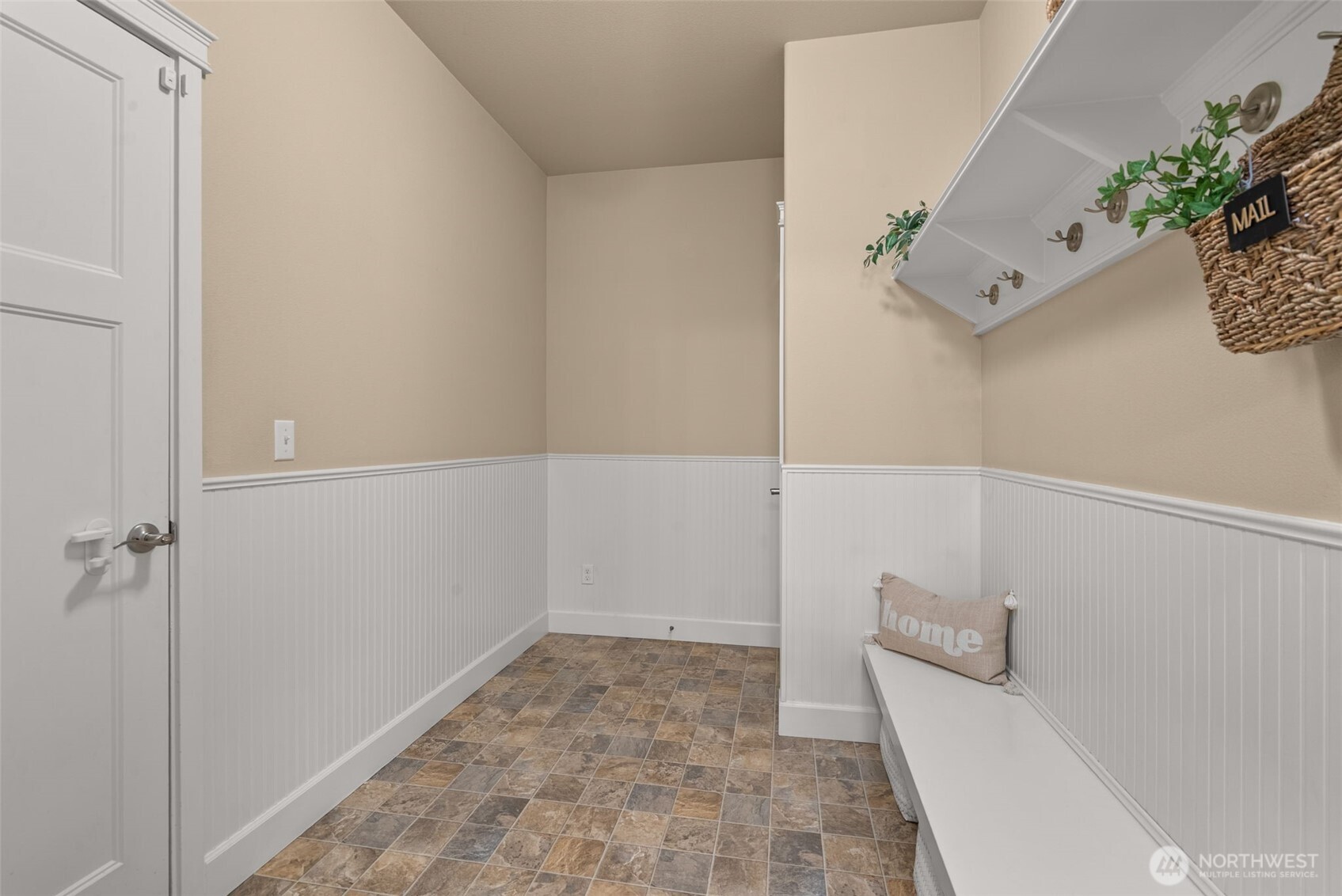 4002 19th Avenue Property Photo 16