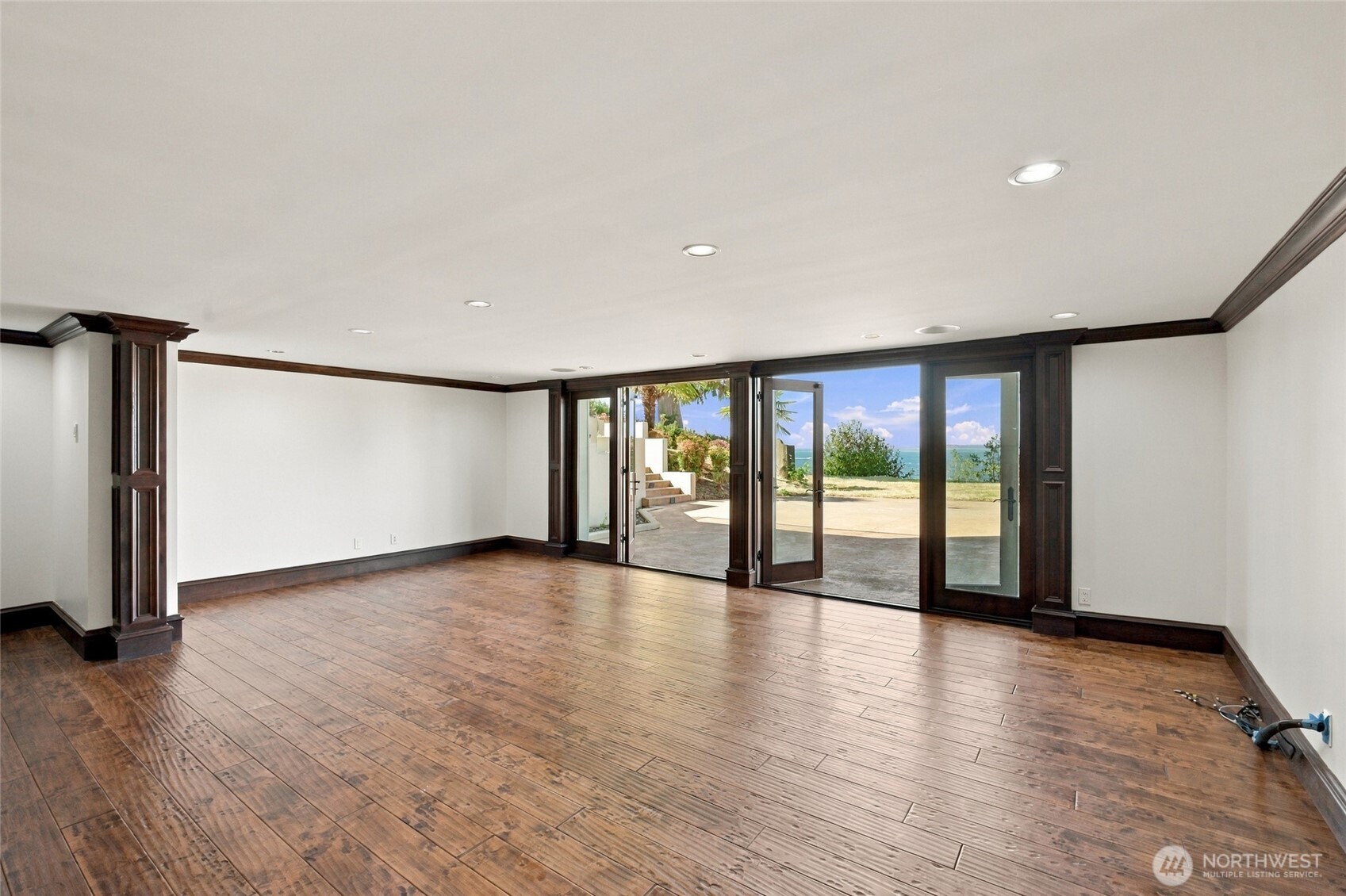 8711 Talbot Road Property Photo 27