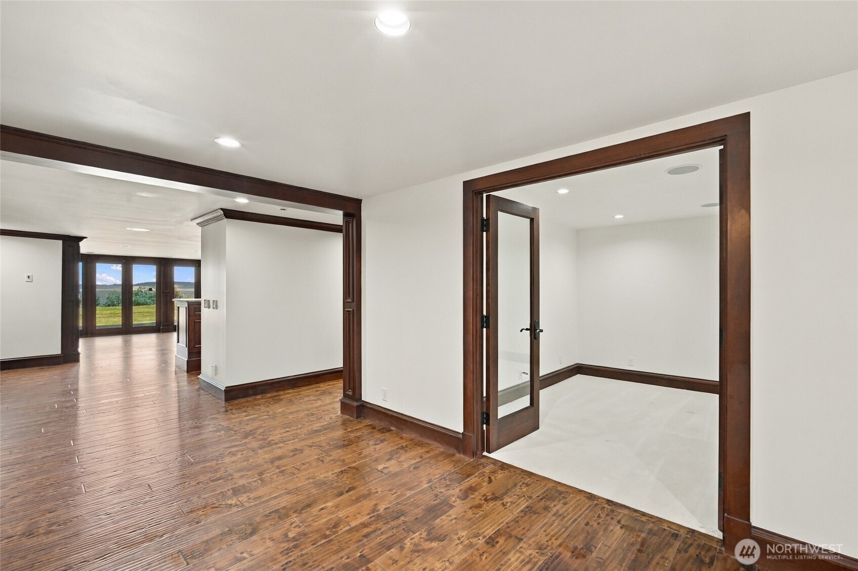 8711 Talbot Road Property Photo 28