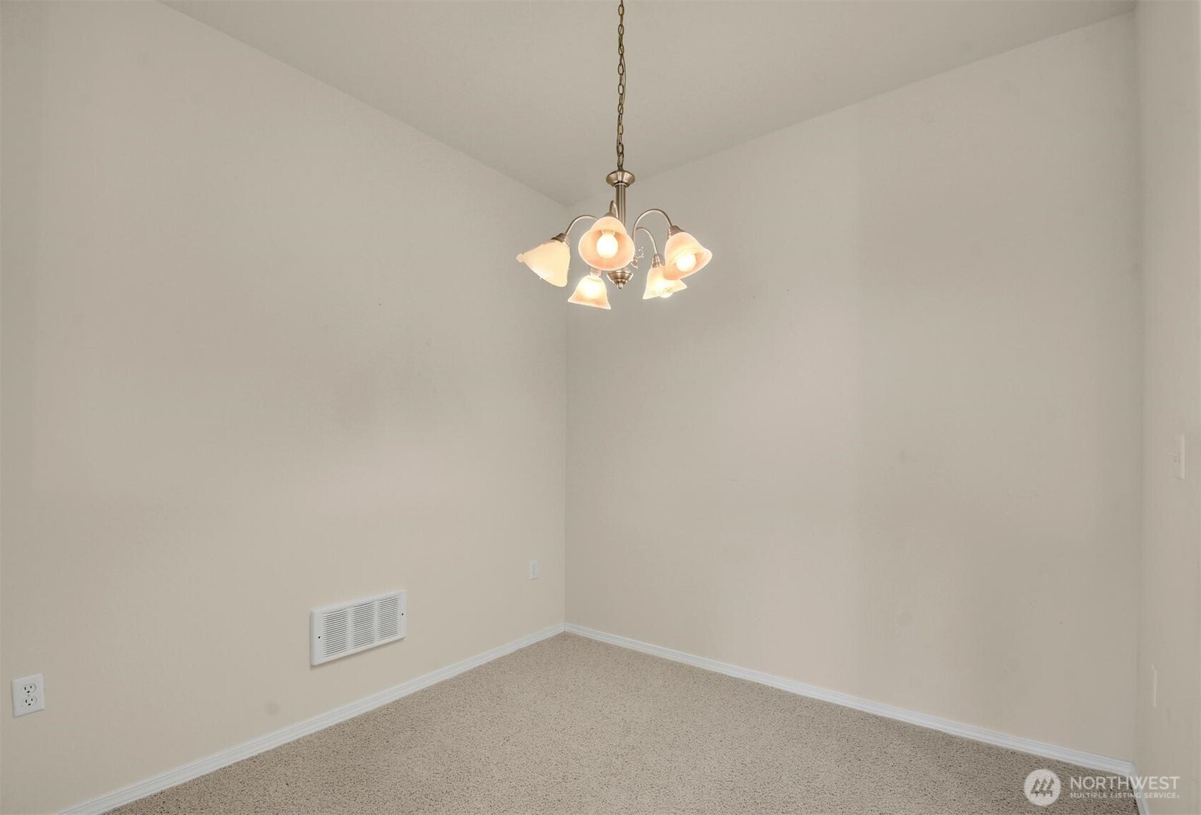 14915 38th Drive Dd116 Property Photo 10